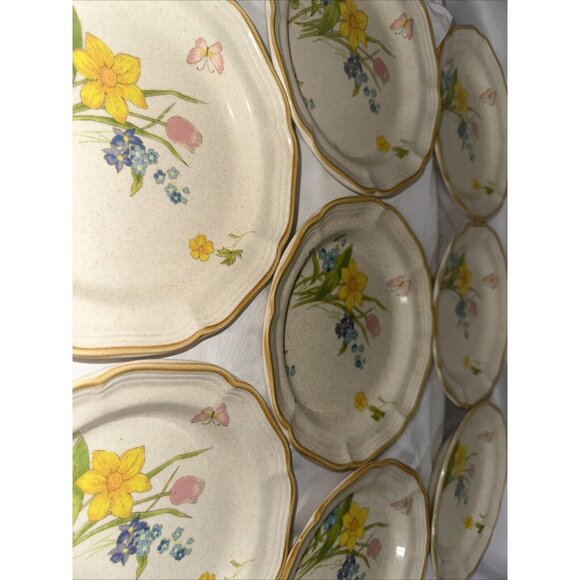 Mikasa Early Spring Salad Plates Garden Club  8" EC 409 Set of 8 Lot Floral - Picture 4 of 14